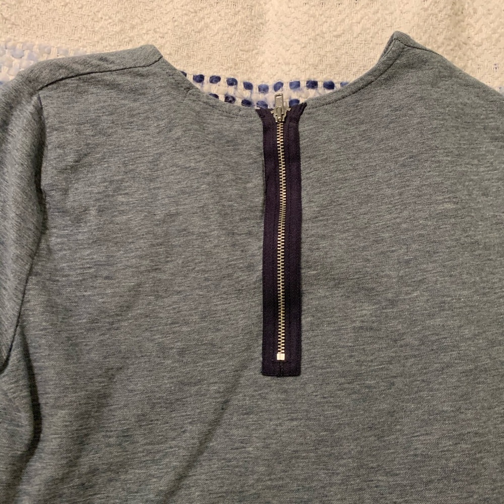 Gap Top - Picture 3 of 3
